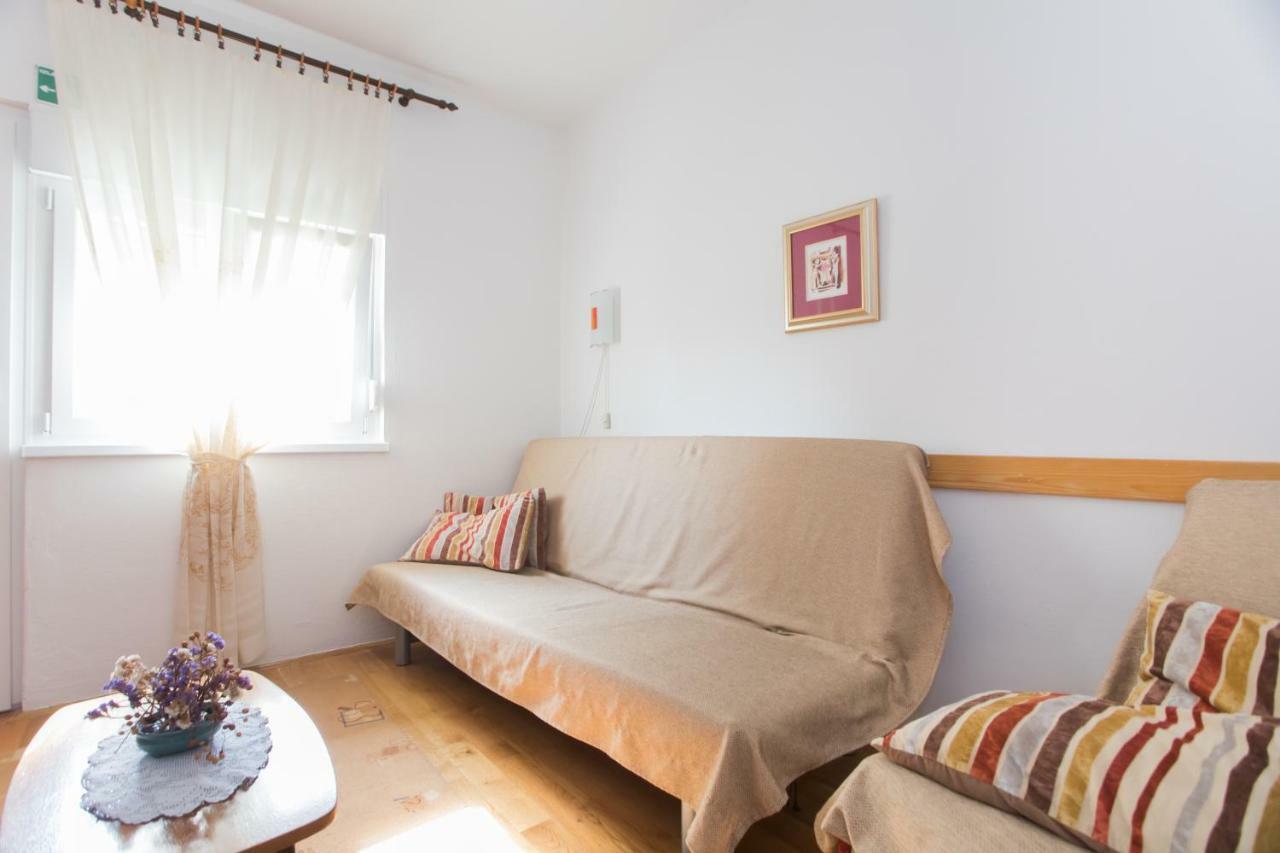 וודיצה Apartment Ana מראה חיצוני תמונה