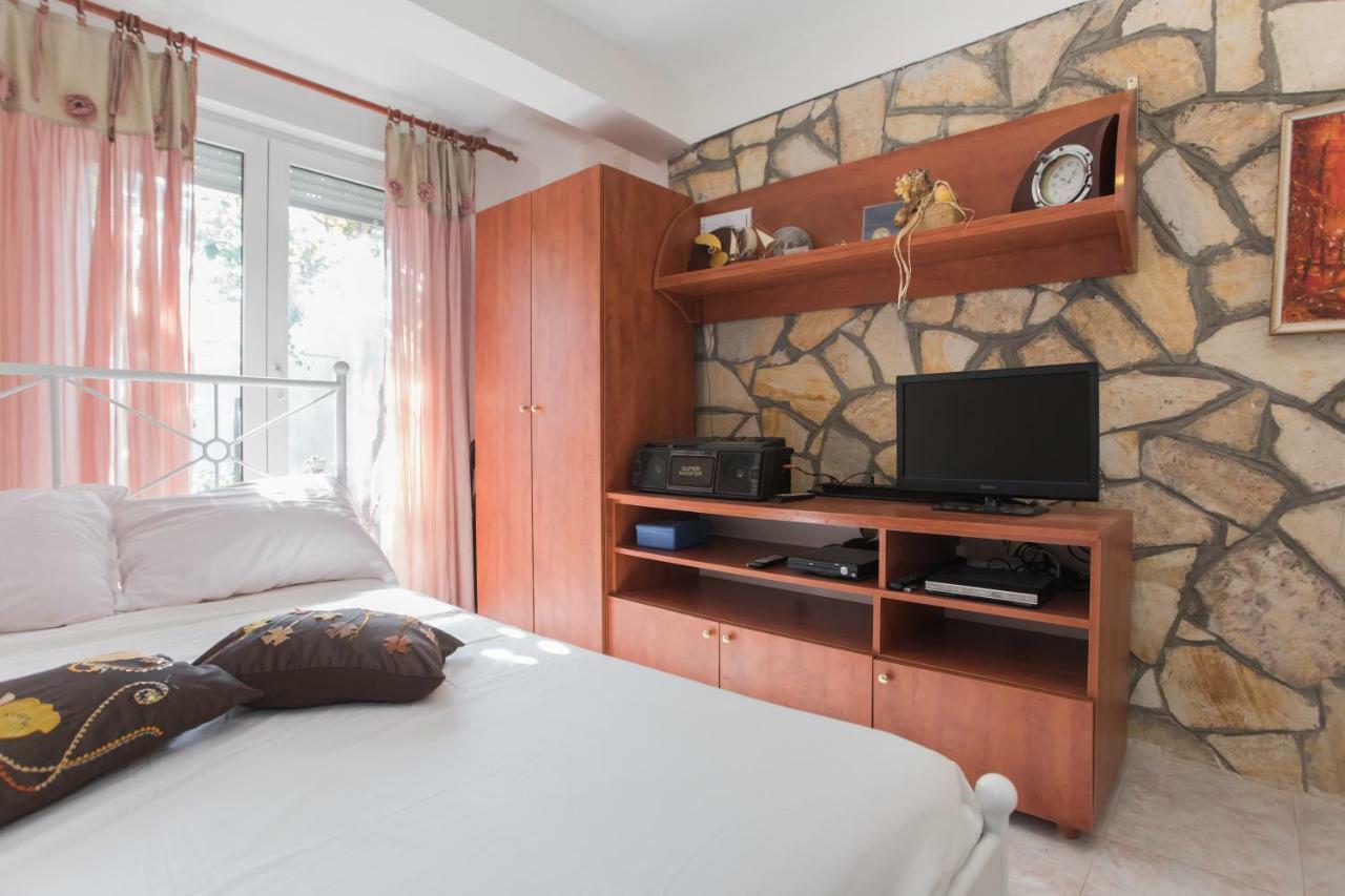 וודיצה Apartment Ana מראה חיצוני תמונה